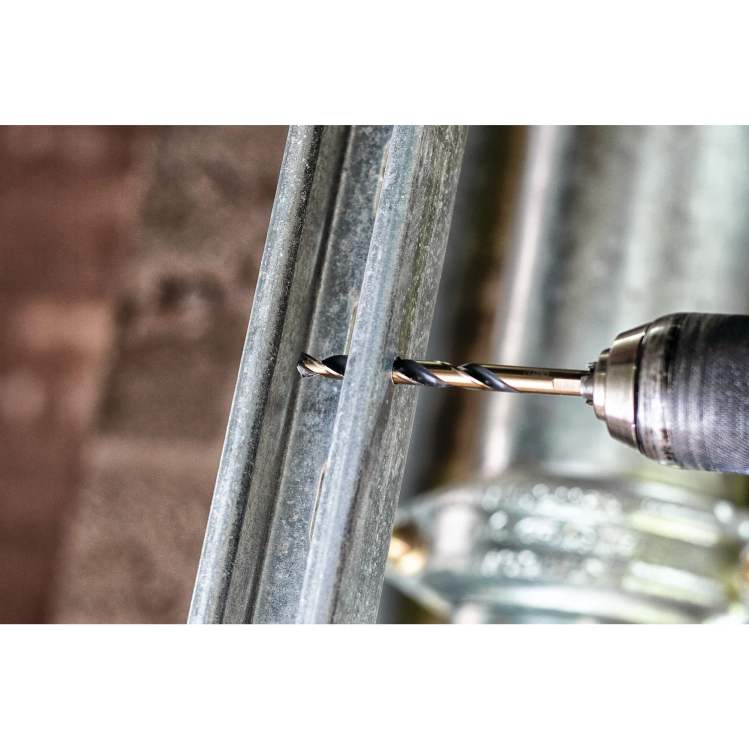 DEWALT 1/4-in X 4-1/16-in Black And Gold Coated HSS Jobber Length Twist Drill Bit 7 DEWALT 1/4-in X 4-1/16-in Black And Gold Coated HSS Jobber Length Twist Drill Bit -Dewalt Tool World 44300210