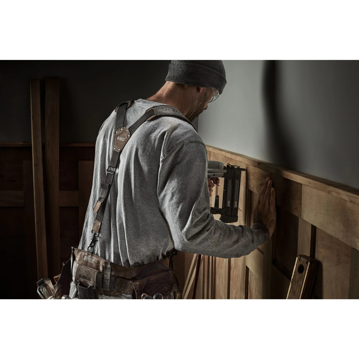 DEWALT Leather Alligator Clip Suspender 4 DEWALT Leather Alligator Clip Suspender -Dewalt Tool World 66122944